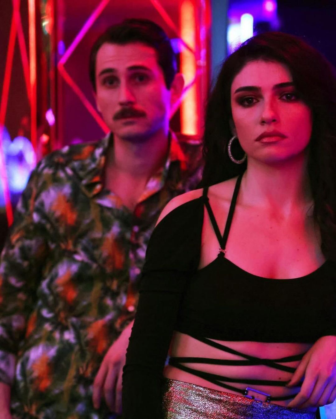Pavyon dansıyla sosyal medyayı sallamıştı! İnci Taneleri dizisinin Dilber'i Hazar Ergüçlü'den olay gönderme 6