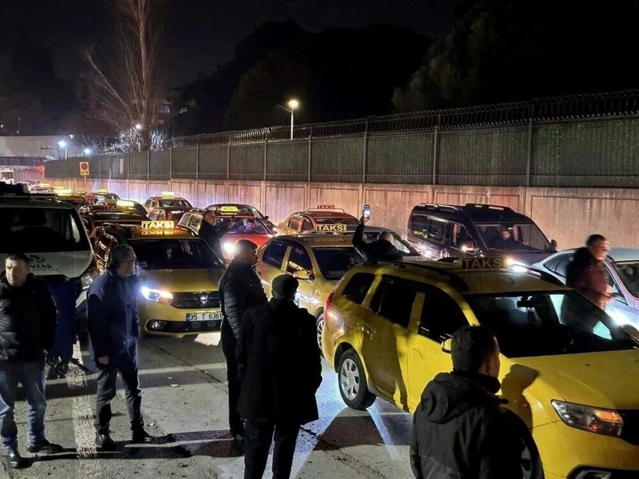 İzmir'deki taksici cinayetinde kan donduran detay! Katil, taksicinin kızını aramış 6