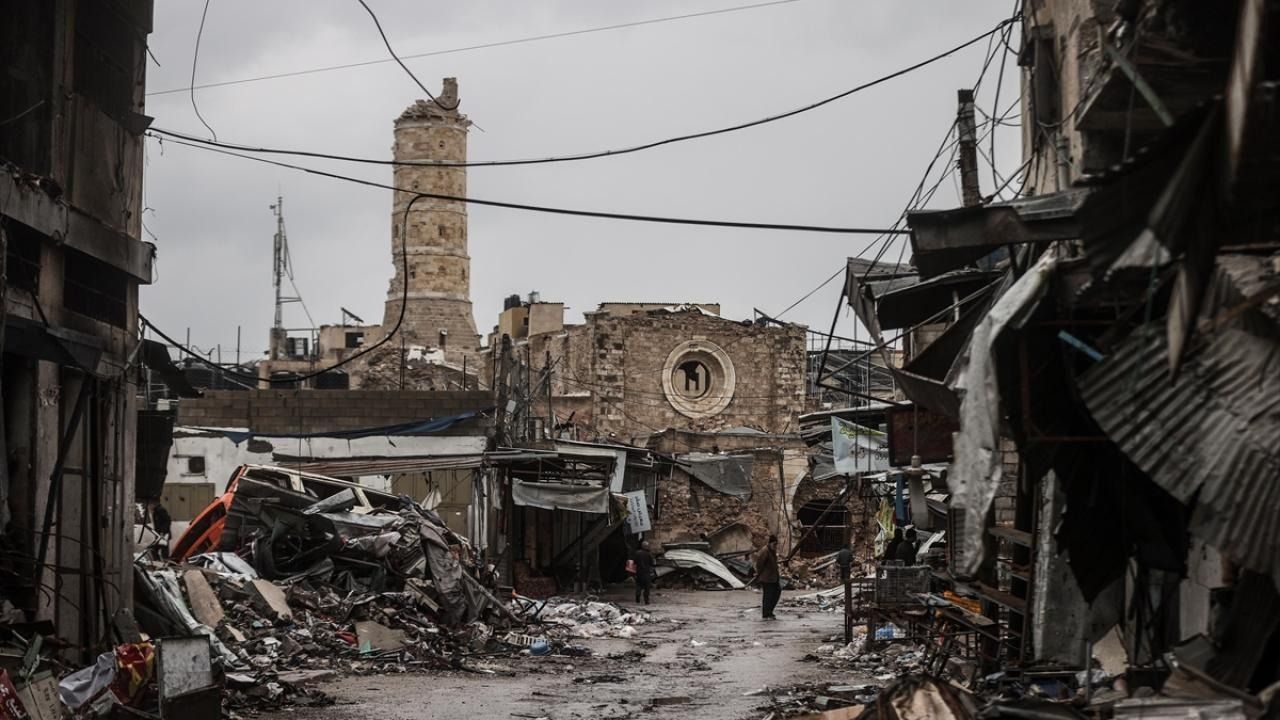 İsrail ordusu Gazze kenti sokaklarından enkaz bırakarak çekildi 10