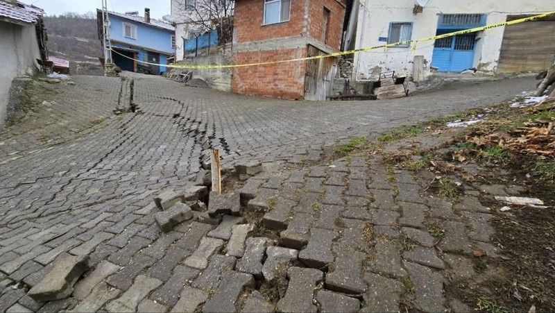 Tokat'ta 350 haneli köy boşaltıldı! AFAD ekipleri devreye girdi... 6