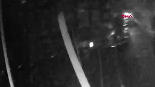 Kahramanmaraş'ta deprem anına ait yeni görüntüler ortaya çıktı! Saniyeler içinde böyle yıkıldı! İşte o anlar... 17