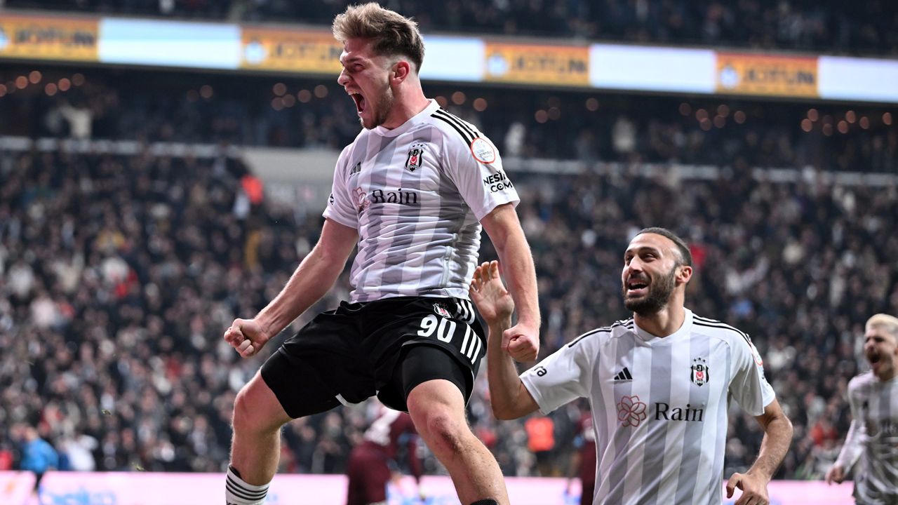 “Fernando Santos, Şenol Güneş’ten çok daha vizyonsuz ve başarısız bir teknik adam! Trabzonspor’u yendik coşkusunu yaşayan Beşiktaşlı varsa aklından şüphe ederim!” 6
