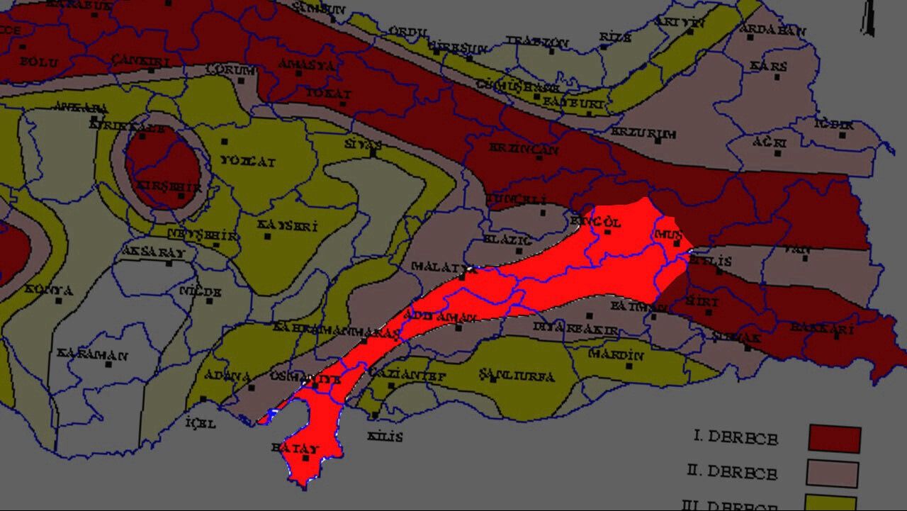 Prof. Dr. Naci Görür Doğu Anadolu Fayı'nı işaret etti 11