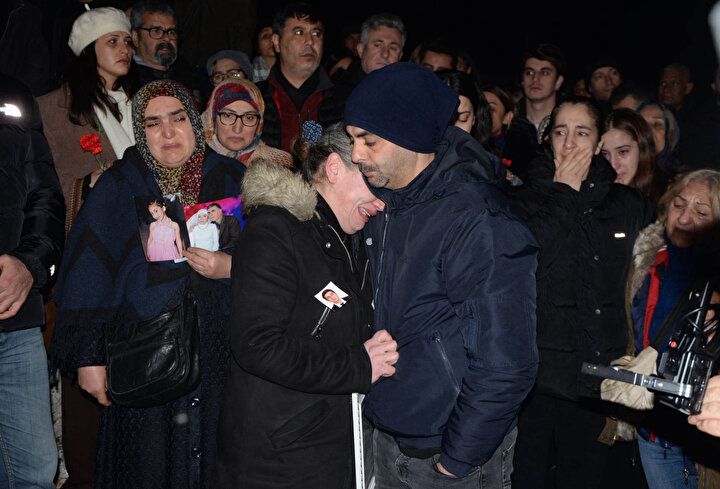 Büyük acının yıldönümü... Deprem bölgesindeki sessiz yürüyüşte gözyaşları sel oldu 20