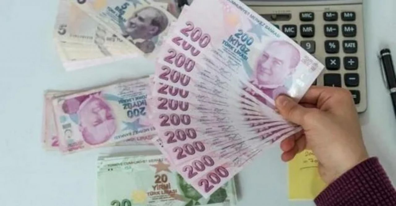 Emekliler dikkat! Hesaplarınızı kontrol edin: Ek zam ödemeleri bugün hesaplara geçiyor 1
