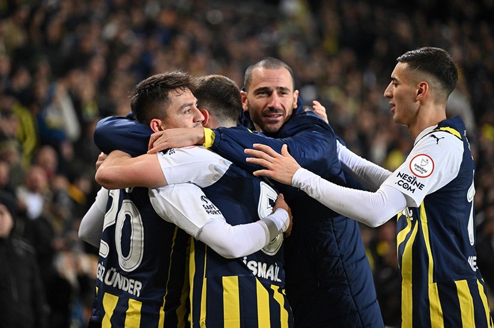 Devler arenasında tek Türk takımı! Sıralama güncellendi, ezeli rakipleri nal topladı... 12