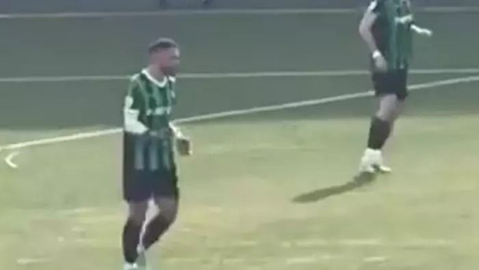 Maç içinde elinde cep telefonuyla görüntülenen Denizlisporlu futbolcu konuştu: "O sırada atak geldiği için..." 3