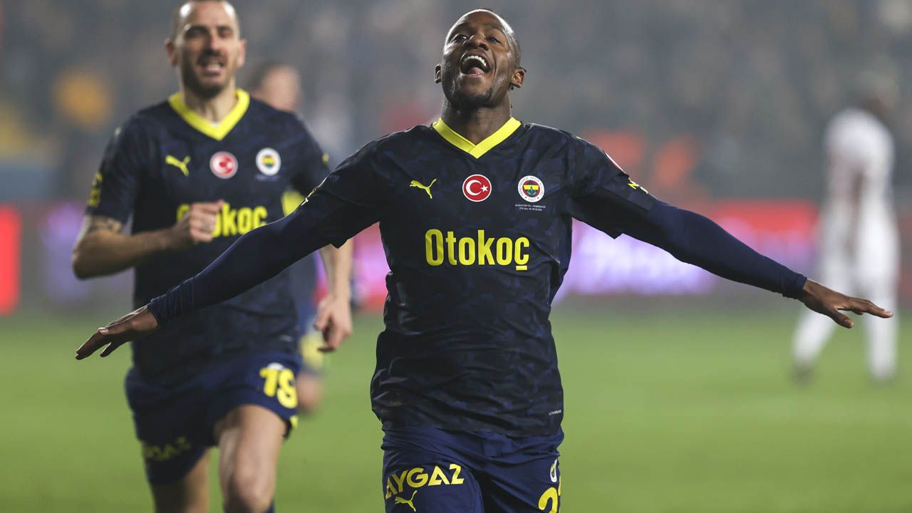 Fenerbahçelileri kızdıracak hakem yorumu: “Gaziantep’in penaltısı tekrar edilmeliydi! Fenerbahçe’nin ikinci golünden önce de faul var, gol iptal edilmeliydi” 4