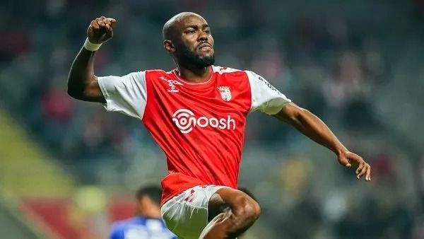 Beşiktaş'ta iki bomba birden! KAP'a bildirildi! Bonservis bedeli rekor kırdı! 4