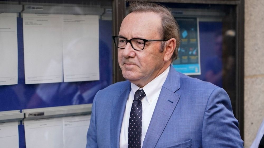 Cinsel saldırıdan suçlanmıştı! Dünyaca ünlü oyuncu Kevin Spacey hakkında karar verildi: 1 milyon dolar ödeyecek 9