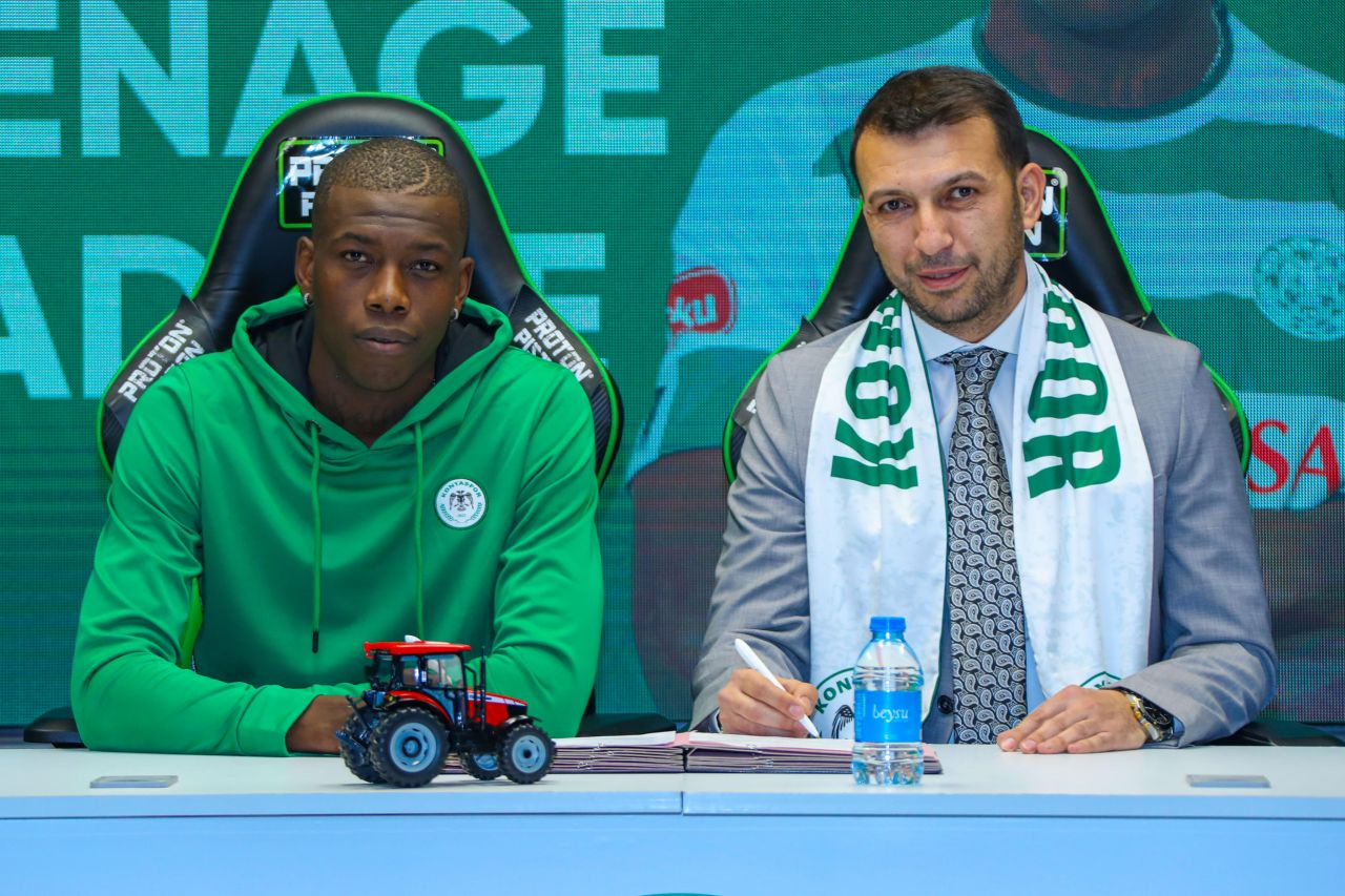 Galatasaray ve Beşiktaş rekor kırdı, Fenerbahçe tüm eksikleri tamamladı! İşte Süper Lig'de ara transfer dönemindeki imzalar... 10