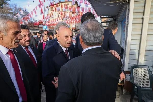Turgut Altınok'tan Mansur Yavaş'a demokrasi dersi! 2