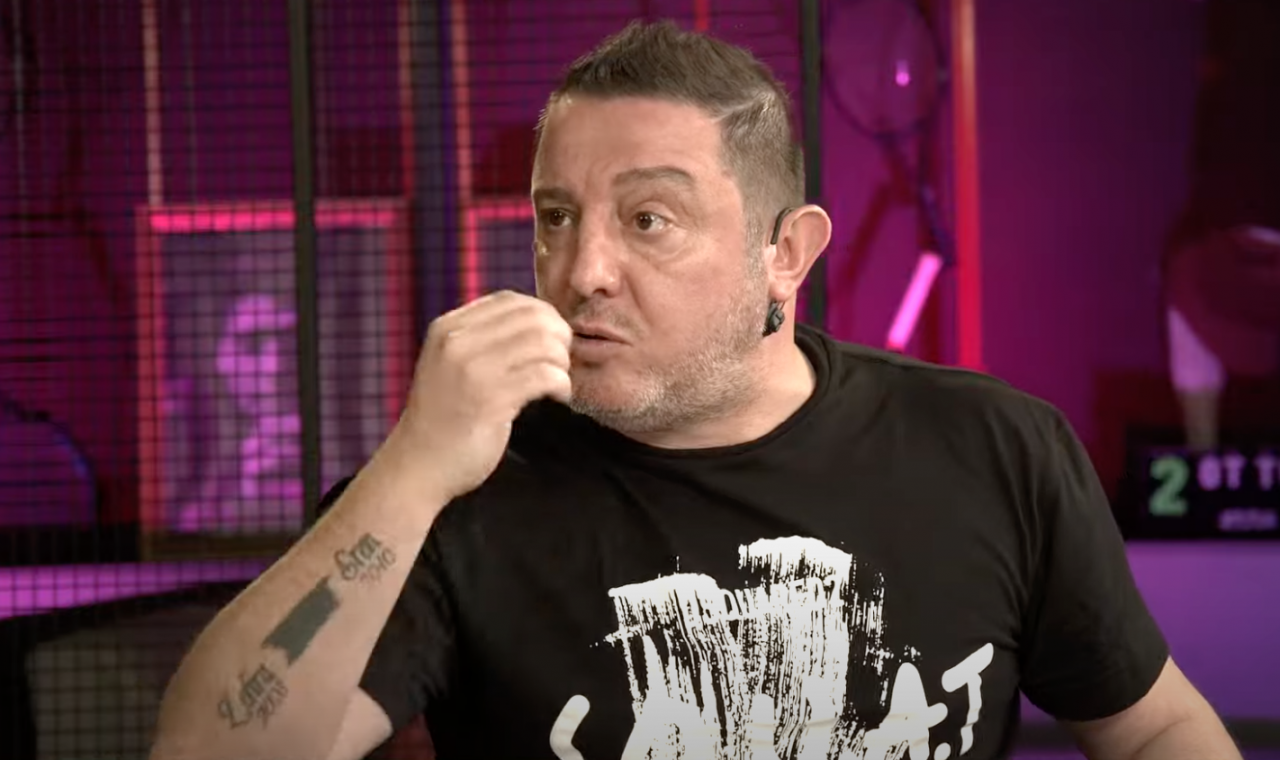 “Okan Buruk’un dokunulmaz Mauro Icardi’ye dokunmasını bekledim, yine oyundan çıkartmadı! Icardi nasıl bir ruh halinde çok merak ediyorum. Üzülüyorum bu adama! Pozisyona bile giremiyor…” 2