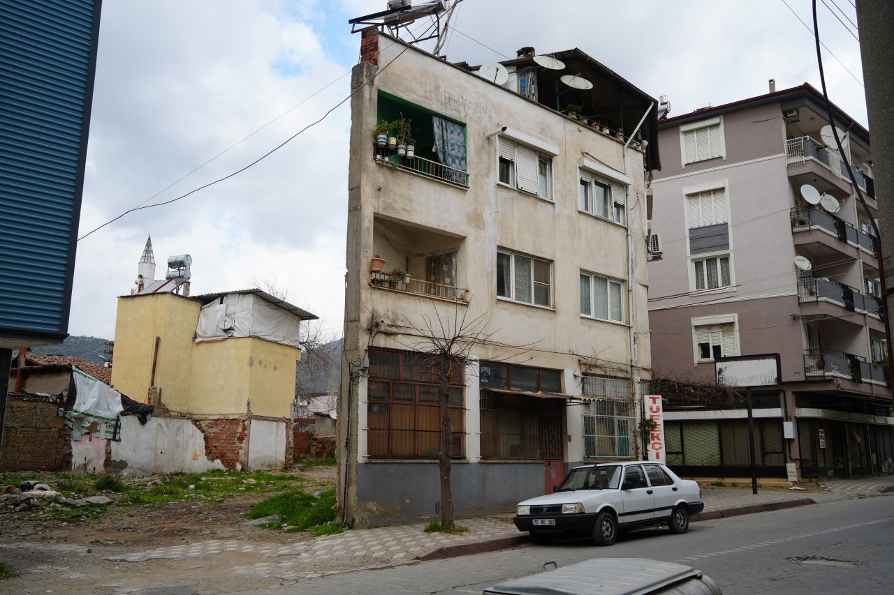 Balıkesir'deki iki boyutlu evi görenler bir daha bakıyor 3