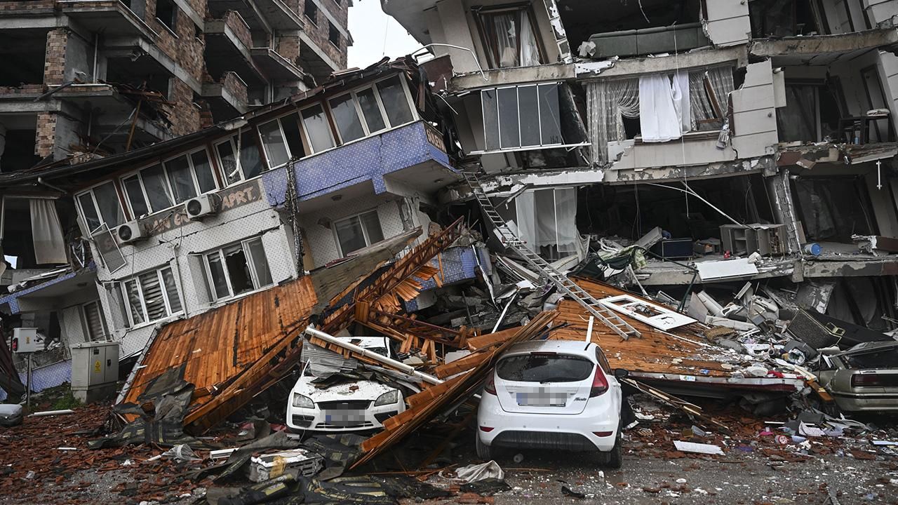 6 şubat depremleri sonrası 6 ilimizde üzücü rakam: Nüfus 307 bin 814 azaldı 7