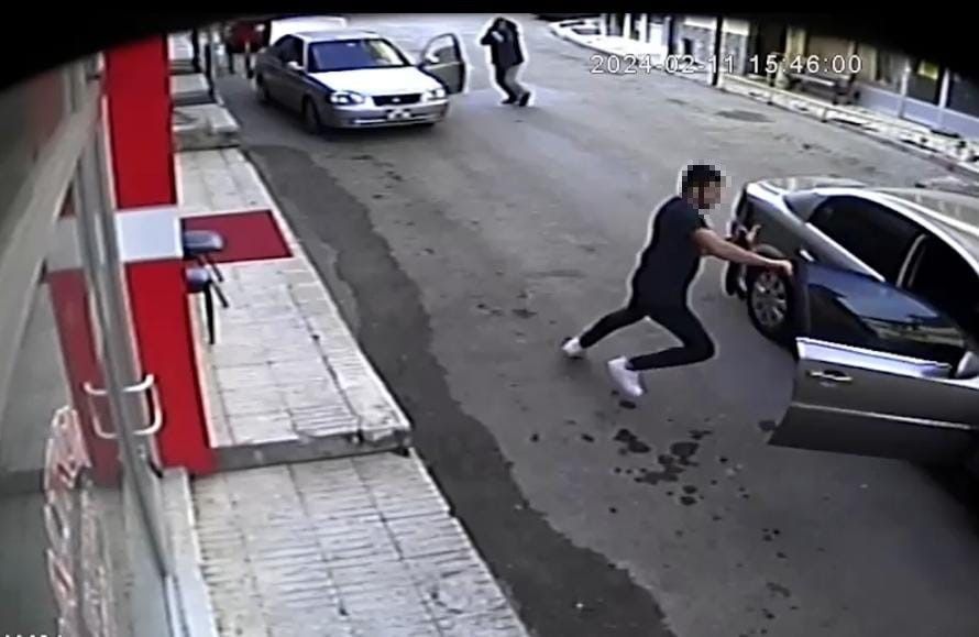 Sokak ortasında pompalı dehşeti! Pusu kurup çatıştılar! O anlar kamerada... 6