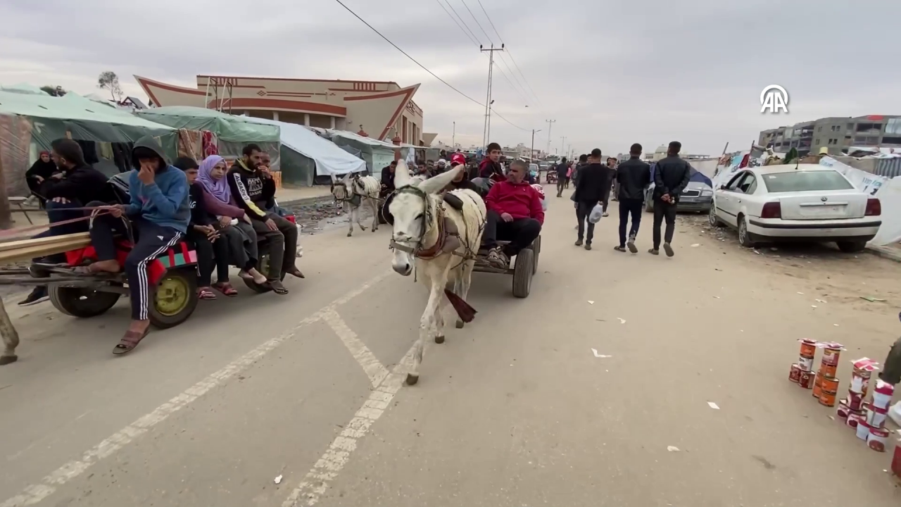Filistinliler İsrail’in “zorunlu göç” politikası nedeniyle sürekli yerinden ediliyor 10
