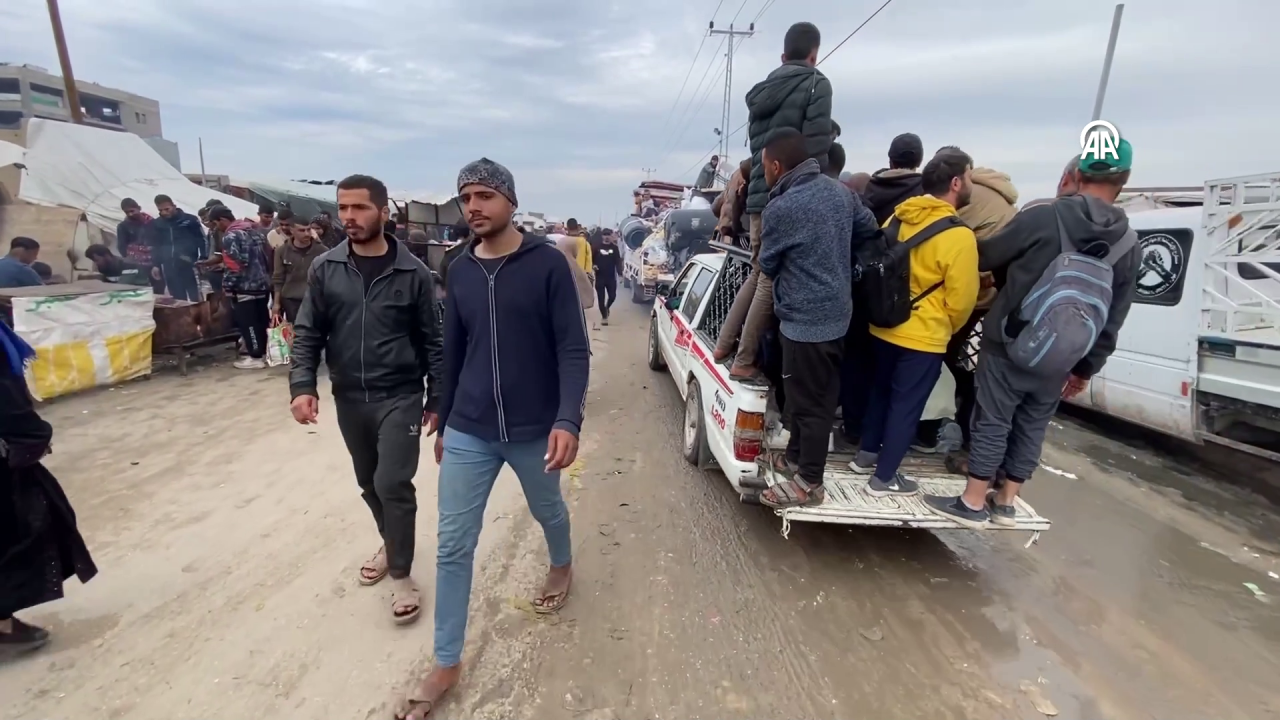 Filistinliler İsrail’in “zorunlu göç” politikası nedeniyle sürekli yerinden ediliyor 13