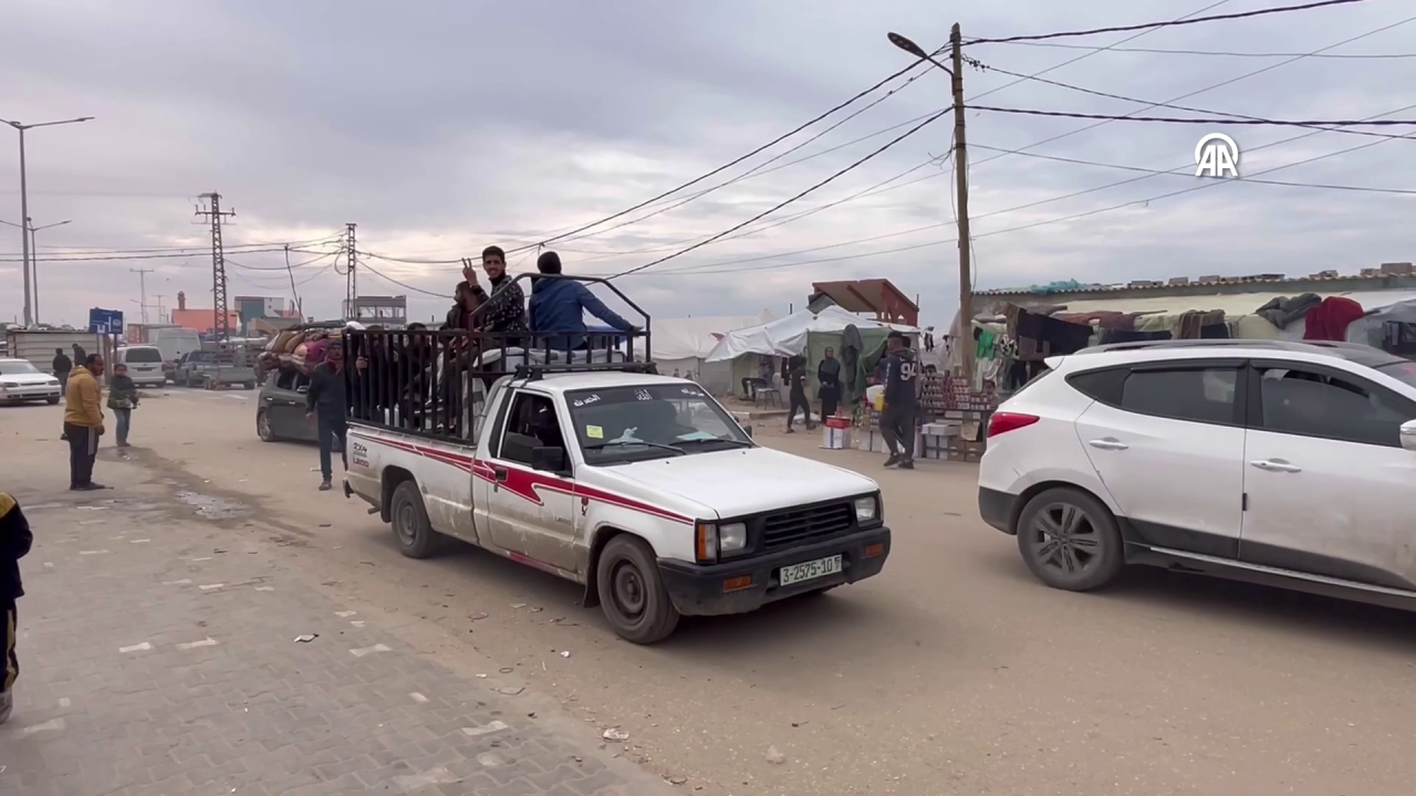 Filistinliler İsrail’in “zorunlu göç” politikası nedeniyle sürekli yerinden ediliyor 15