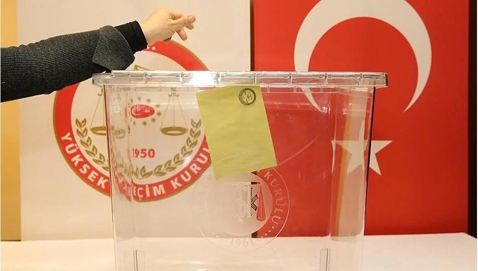 İstanbul için son anket sonucu... Murat Kurum anketlerde İmamoğlu'nun önüne geçti! 4