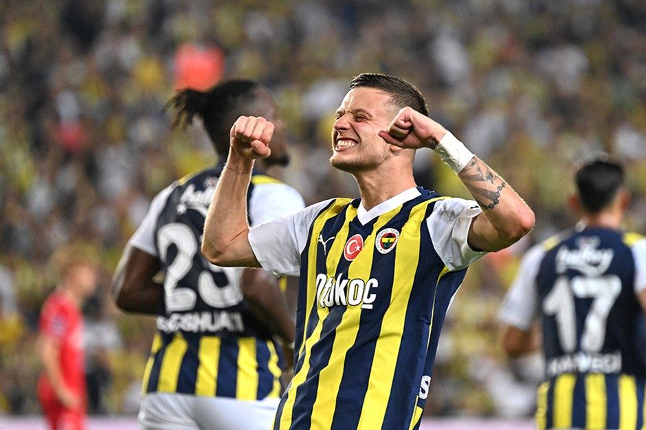 Fenerbahçe taraftarını yıkan haber! Alman devi açıkladı: "Listemizde. Temas halindeyiz" 3