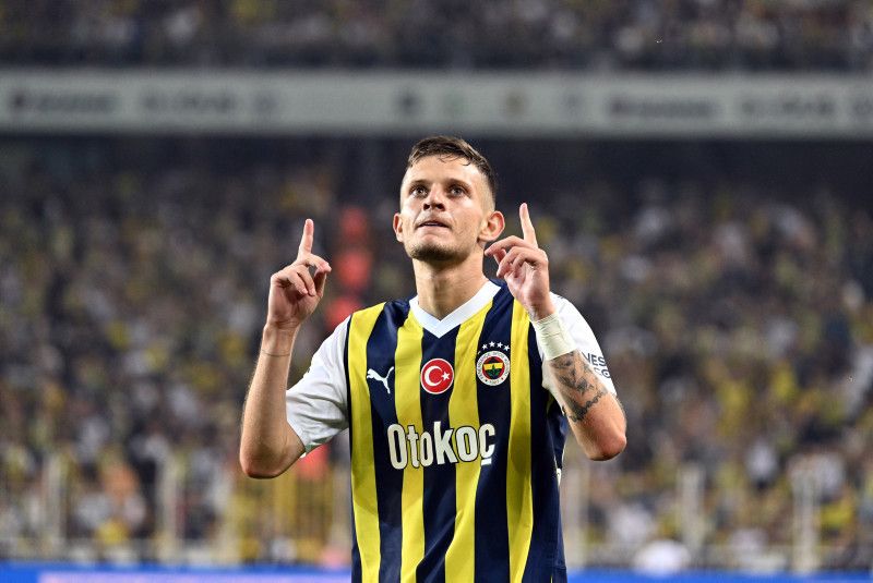 Fenerbahçe taraftarını yıkan haber! Alman devi açıkladı: "Listemizde. Temas halindeyiz" 6
