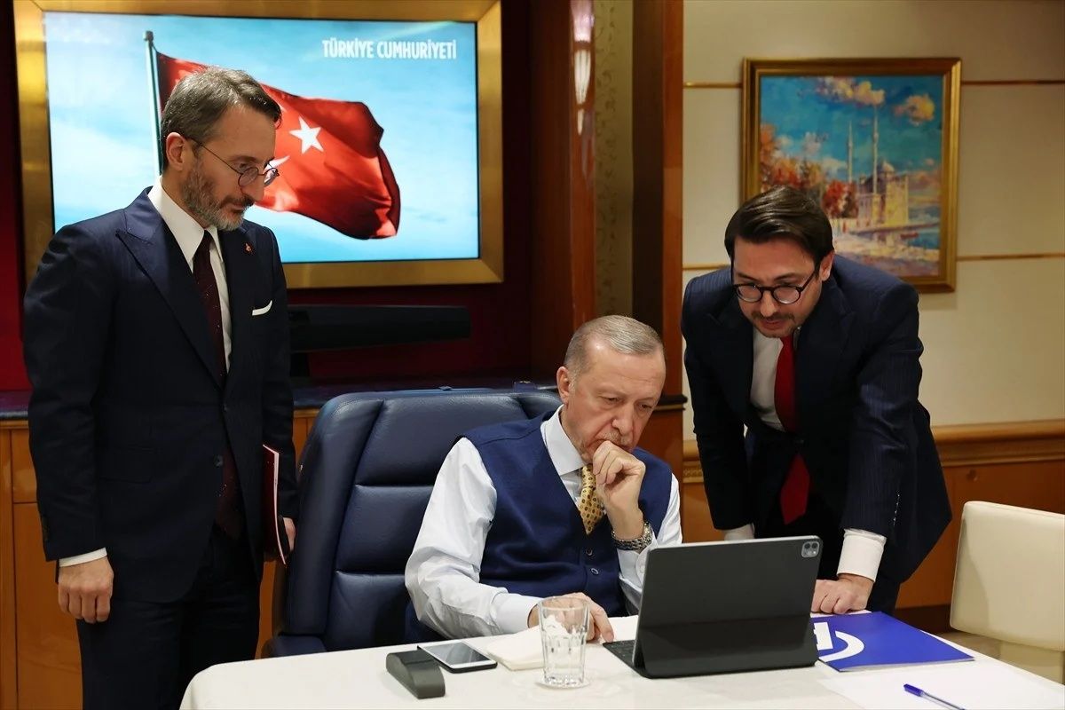 Cumhurbaşkanı Erdoğan AA'nın 'Yılın Kareleri' oylamasına katıldı! İşte Erdoğan seçtikleri... 11