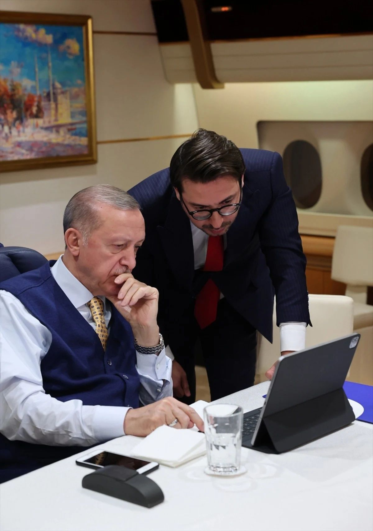 Cumhurbaşkanı Erdoğan AA'nın 'Yılın Kareleri' oylamasına katıldı! İşte Erdoğan seçtikleri... 12