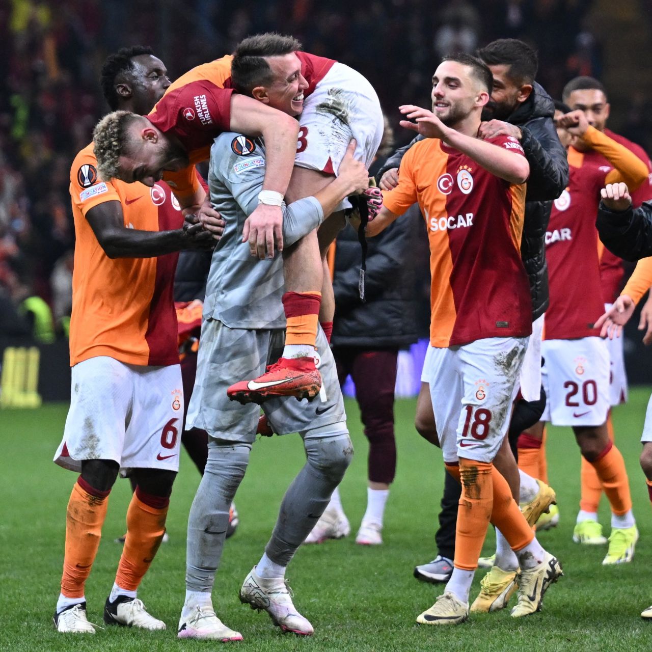 Sosyal medyayı ayağa kaldırmıştı: “Barış Alper Yılmaz’ın pozisyonu net penaltı! İspanyol hakem Galatasaray’ın penaltısını vermedi… Verilen iki kırmızı kart ise doğru karardı” 4