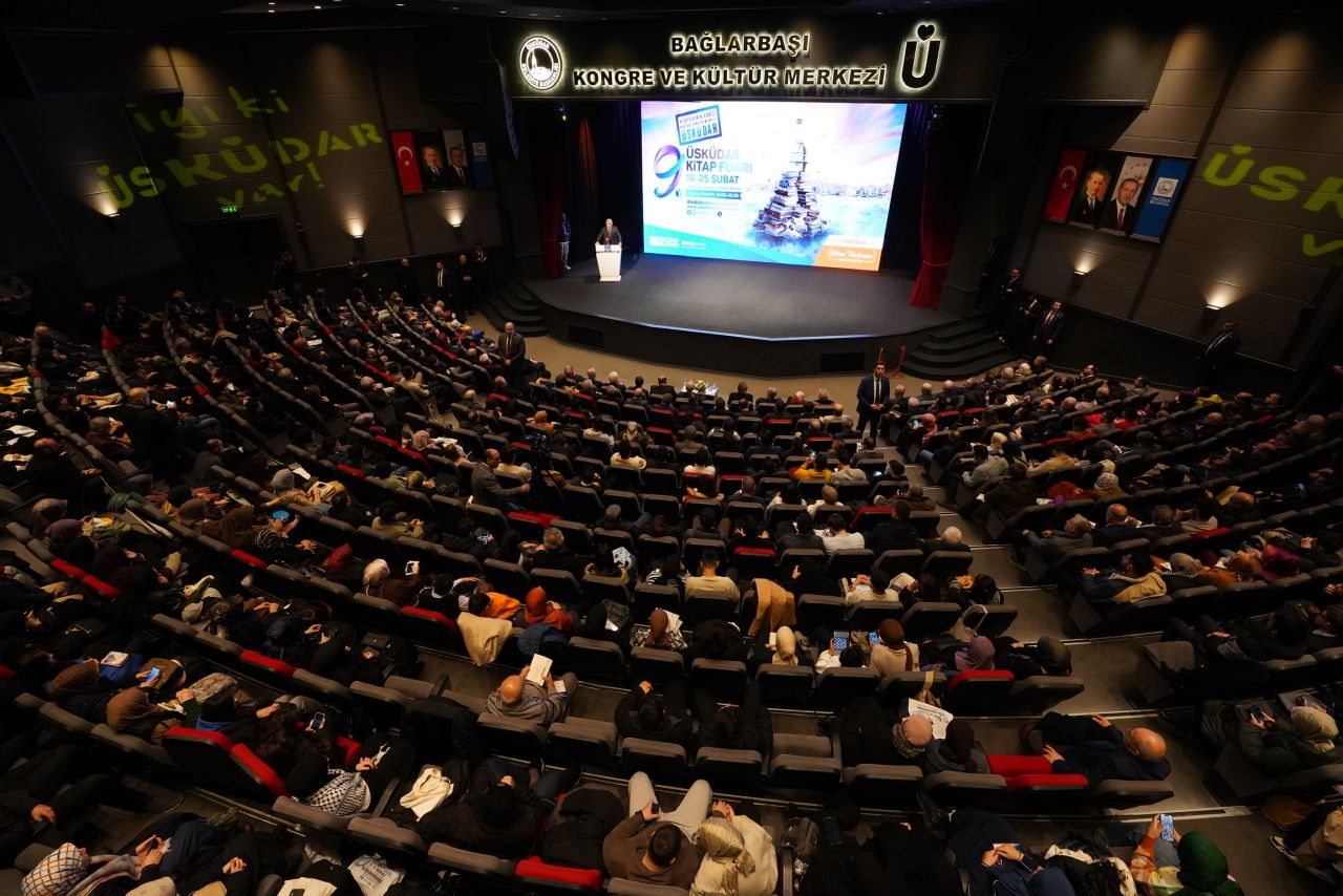 Bir İstanbul kültür klasiği! ''9. Üsküdar Kitap Fuarı'' başladı 5
