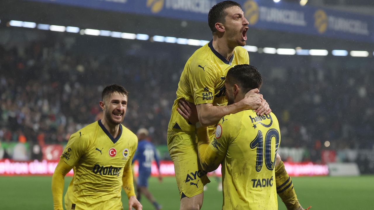 Sosyal medyaya damga vuran açıklama! Olay yaratan sözler: “Serdar Dursun hamlesi herkesi hayrete düşürdü! Tek mantıklı açıklaması İsmail Kartal ile Michy Batshuayi arasında devre arasında bir şey yaşandı!” 9