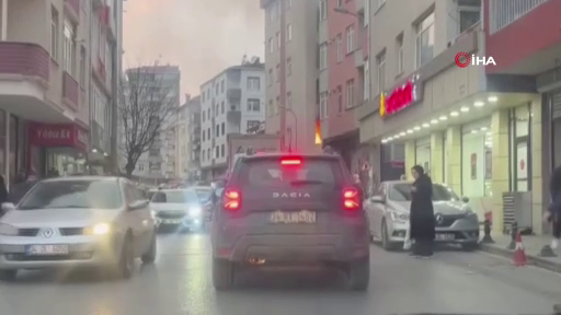 Pendik’te korku dolu anlar: Dairede çıkan yangında tüp patladı 1