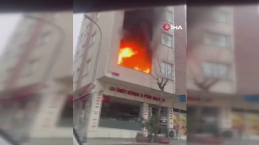 Pendik’te korku dolu anlar: Dairede çıkan yangında tüp patladı 6