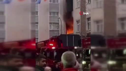 Pendik’te korku dolu anlar: Dairede çıkan yangında tüp patladı 8
