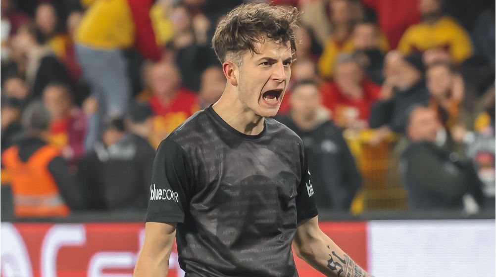 Hasan Arat bunu sakın duymasın! Canlı yayında camiayı karıştıracak açıklama: “Samet Aybaba’nın tüm pisliklerini anlatacağım! Beşiktaş'ta birçok dolap dönüyor, gençler harcanıyor!” 5