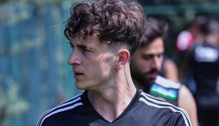 Hasan Arat bunu sakın duymasın! Canlı yayında camiayı karıştıracak açıklama: “Samet Aybaba’nın tüm pisliklerini anlatacağım! Beşiktaş'ta birçok dolap dönüyor, gençler harcanıyor!” 10