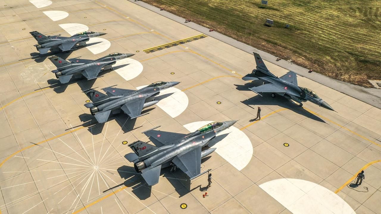 Dünyanın en güçlü hava kuvvetlerine sahip 20 ülkesi belli oldu! Türkiye devlere fark attı... 1