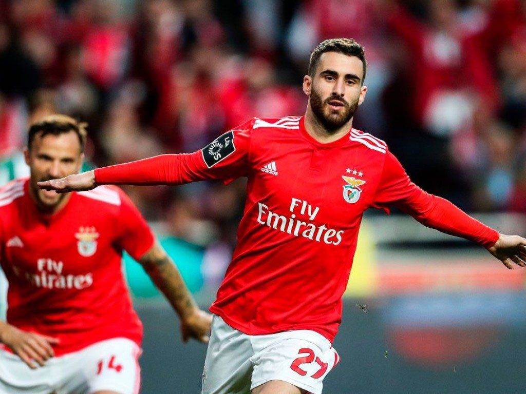 Fenerbahçe’den Galatasaray’a yeni sezonun ilk transfer çalımı! Ali Koç’tan Dursun Özbek’in uykularını kaçıracak transfer operasyonu: 18 milyon euroluk 10 numarayı rakibinin elinden kaptı, imzayı attırıyor… 11