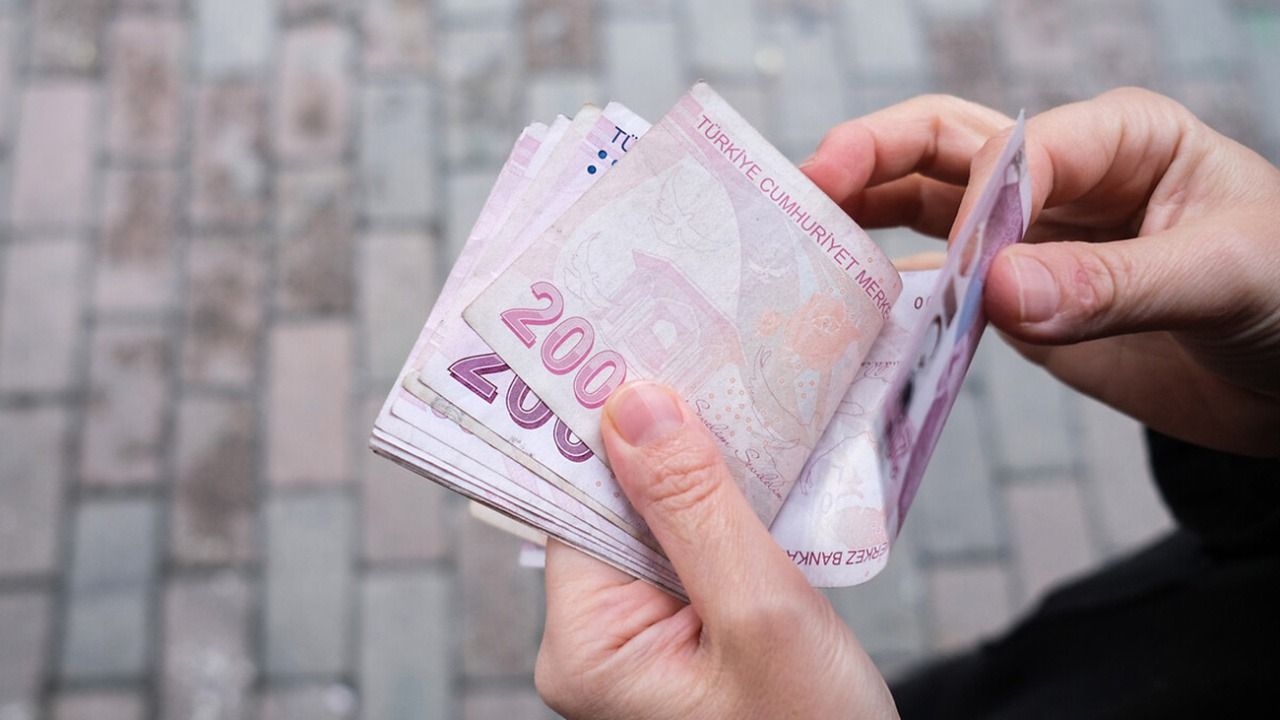 Emekliye 3 bin TL bayram ikramiyesi komisyondan geçti! 5