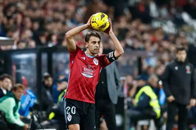 Onlar paranın asla satın alamadığı futbolcular! Hepsi birer istikrar abidesi: İşte takımlarının formasını en çok giyen futbolcular... 23