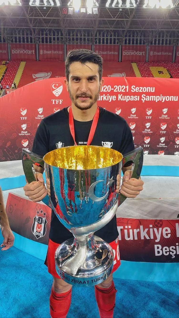 Onlar paranın asla satın alamadığı futbolcular! Hepsi birer istikrar abidesi: İşte takımlarının formasını en çok giyen futbolcular... 36