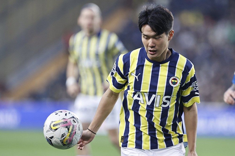 Fenerbahçe'de yabancı operasyonu başlıyor! 9 futbolcuya veda edilecek 20