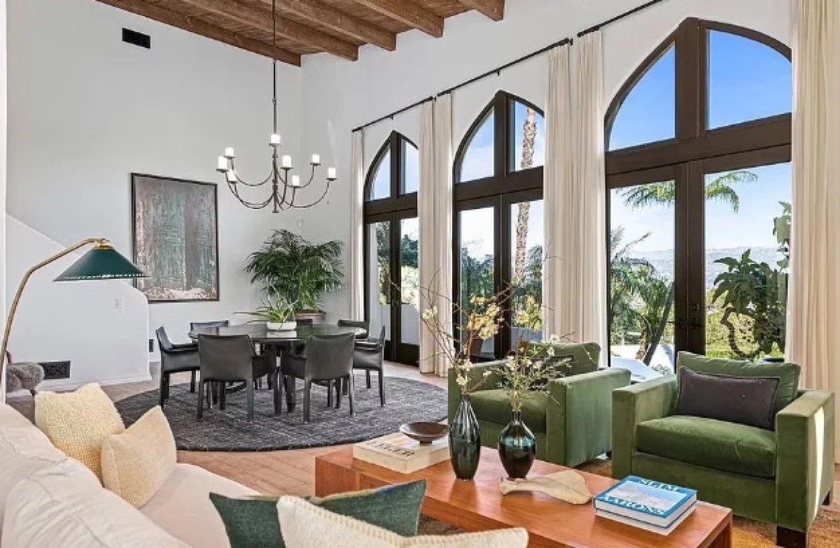 Hollywood yıldızı Charlize Theron'un ultra lüks malikanesi, Nişantaşı'ndaki apartman dairesinden daha uygun! 7