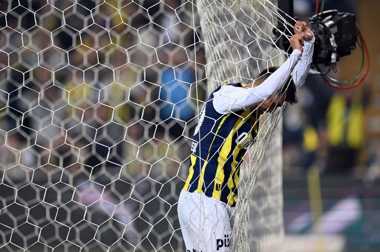 Geceye damga vuran şok iddia: "TFF Başkanı Mehmet Büyükekşi bu hakemin Fenerbahçe maçına atanması için talimat vermiş! Gerekirse penaltı uydurun demiş" 7