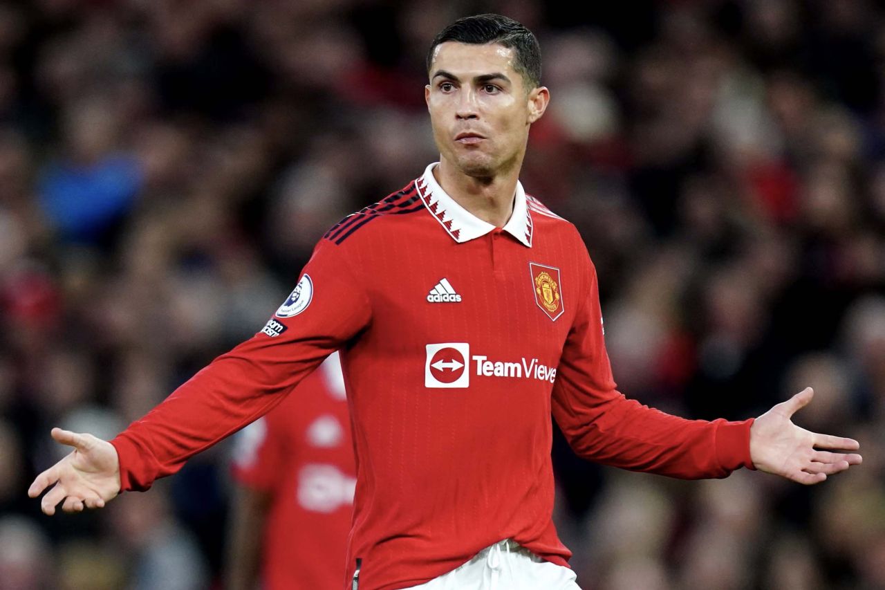 Cristiano Ronaldo’nun Suudi Arabistan’dan şimdiye kadar kazandığı para ortaya çıktı! Yok artık CR7: Dudak uçuklatan para! 100 tane son model Ferrari, 100 tane Hollywood’dan malikane… 5