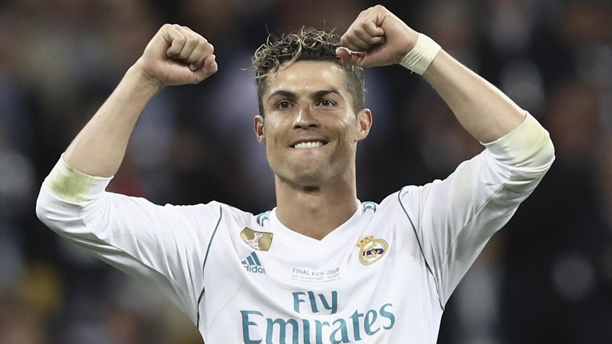 Cristiano Ronaldo’nun Suudi Arabistan’dan şimdiye kadar kazandığı para ortaya çıktı! Yok artık CR7: Dudak uçuklatan para! 100 tane son model Ferrari, 100 tane Hollywood’dan malikane… 3
