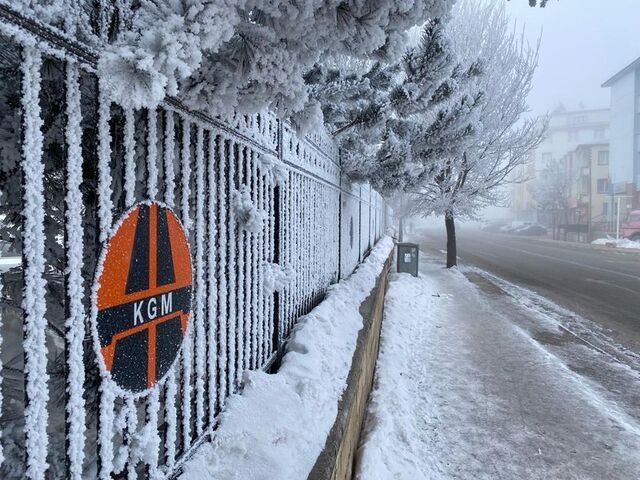 Ardahan'da dondurucu soğuk! Şehir sıfırın altında 23 derece ile buz tuttu 5