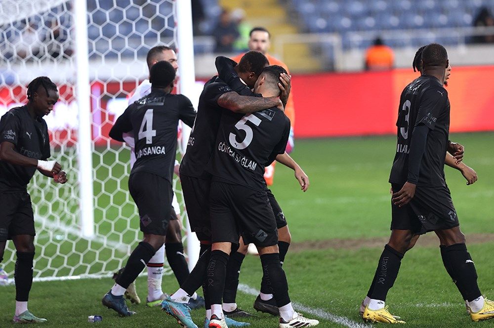 İşte Süper Lig'in penaltı şampiyonu! Fenerbahçe ve Galatasaray rekor kırdı, Beşiktaş ve Trabzonspor şaşırttı 18