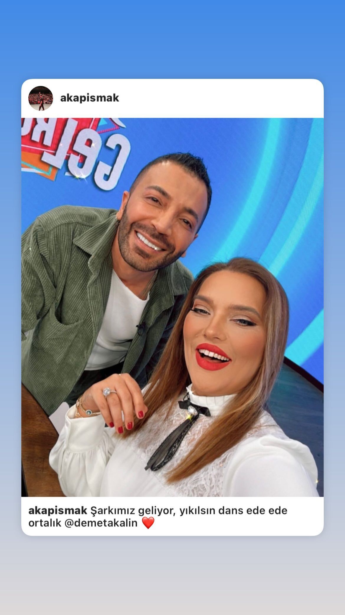 Dubai'de evlenen Ebru Gündeş'ten Murat Özdemir'li paylaşım! İşte ünlülerin sosyal medya paylaşımları 28 Şubat 2024 4