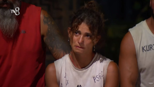 Survivor All Star'da Sema'nın tekme attığı Pınar'ın eşi ve kardeşinden zehir zemberek sözler 3